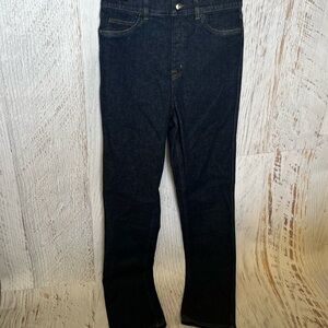 Women’s Straight Leg Jeans